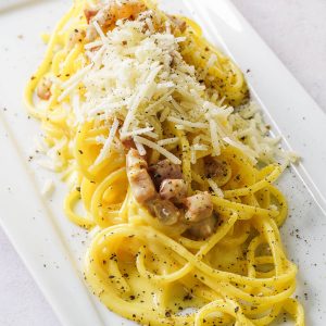 Spaghetti carbonara with egg and bacon